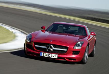 "Mercedes Benz SLS AMG 2011" تجسيدا للتكنولوجيا العالية